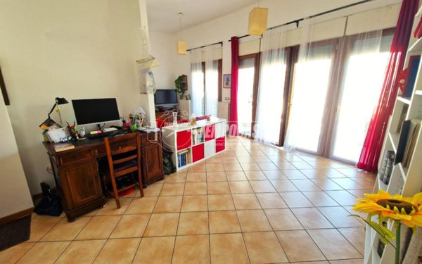 appartamento in vendita a Settimo Milanese in zona Seguro