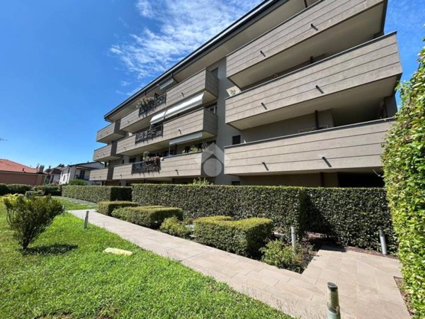 appartamento in vendita a Settimo Milanese in zona Seguro