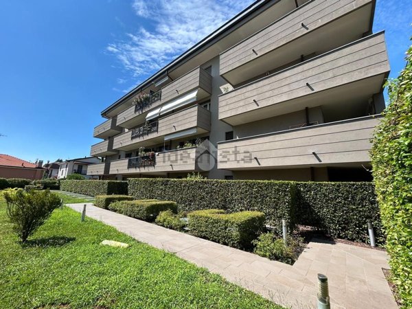appartamento in vendita a Settimo Milanese in zona Seguro
