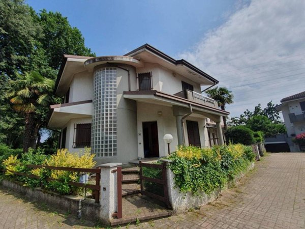 casa indipendente in vendita a Settimo Milanese in zona Seguro