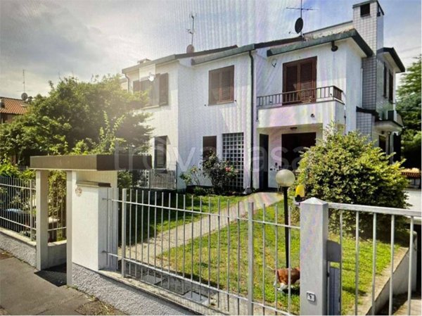 casa indipendente in vendita a Settimo Milanese