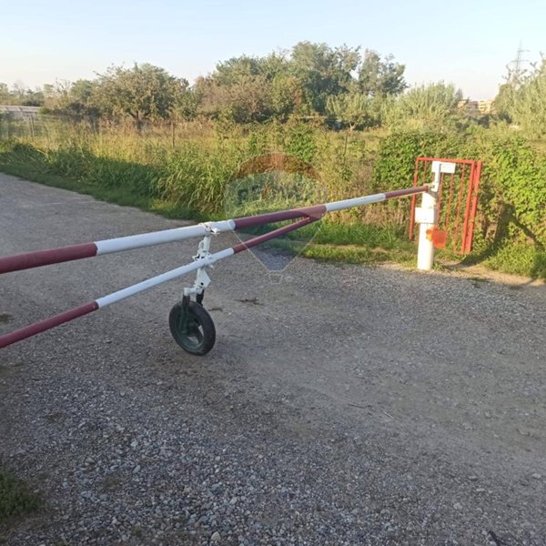 terreno agricolo in vendita a Settimo Milanese in zona Seguro