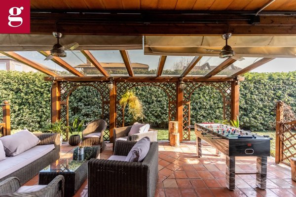 casa indipendente in vendita a Settimo Milanese