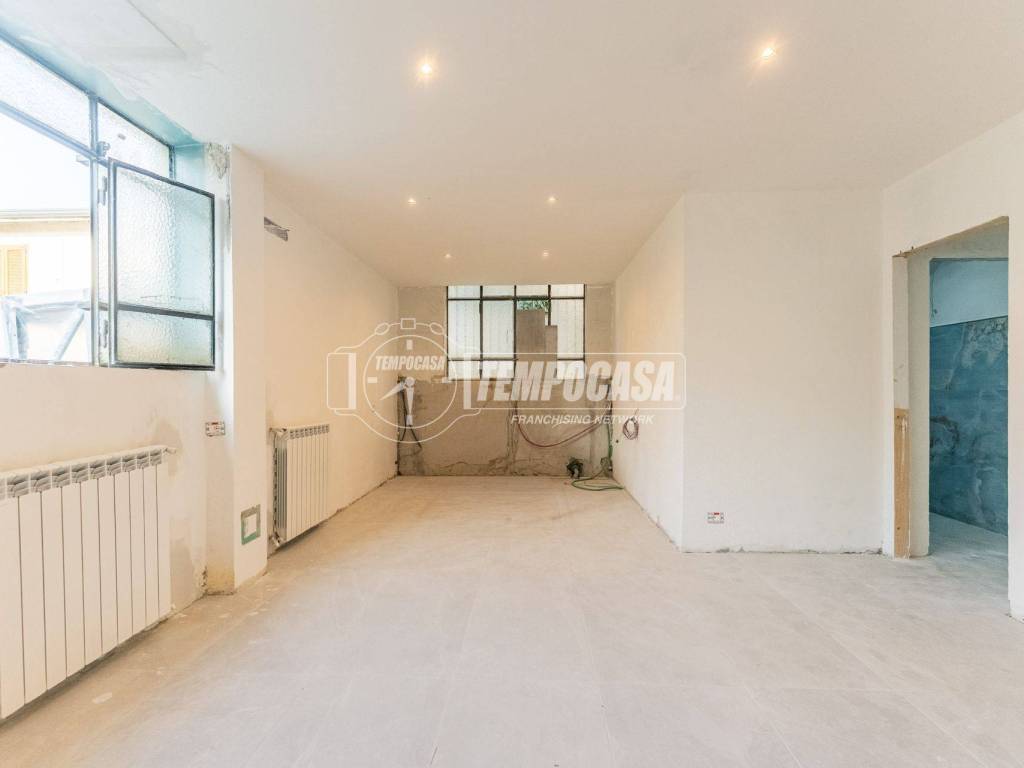 appartamento in vendita a Settimo Milanese in zona Villaggio Cavour