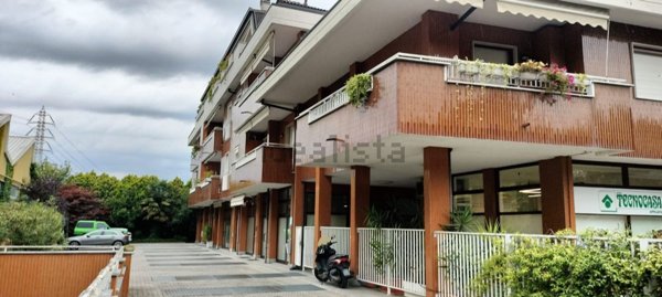 ufficio in vendita a Settimo Milanese