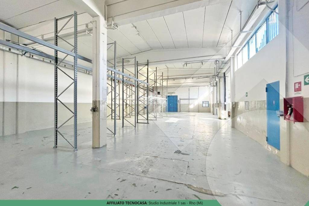 negozio in vendita a Settimo Milanese