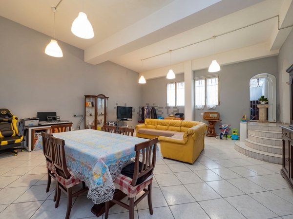 casa indipendente in vendita a Settimo Milanese