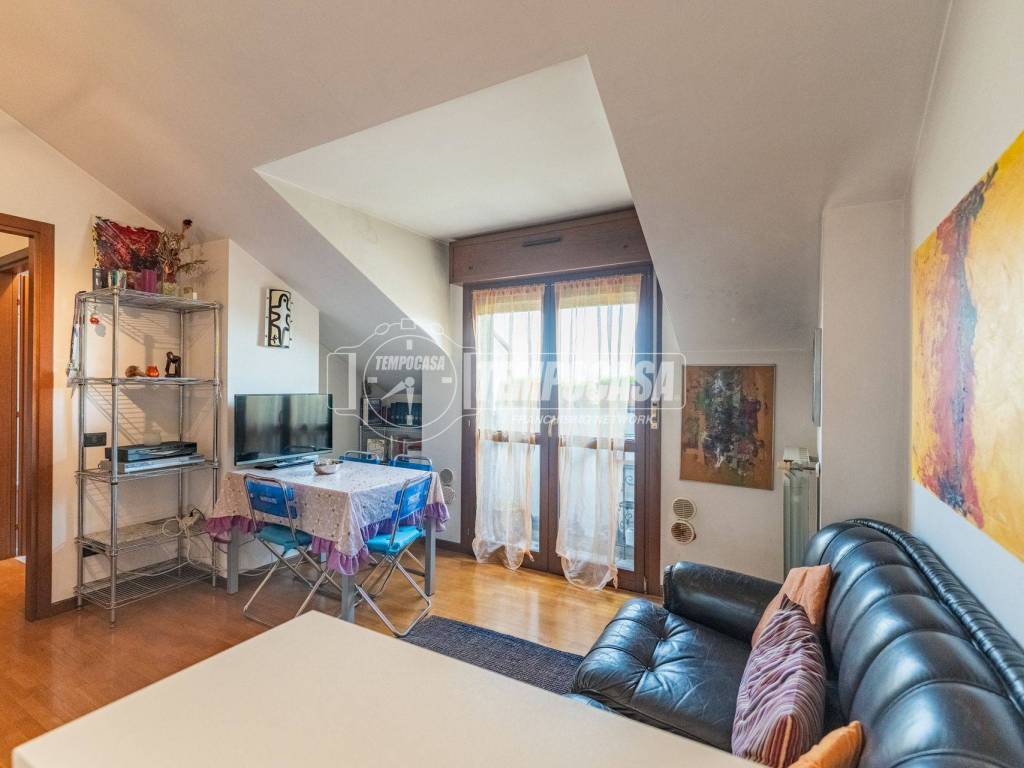 appartamento in vendita a Settimo Milanese in zona Vighignolo