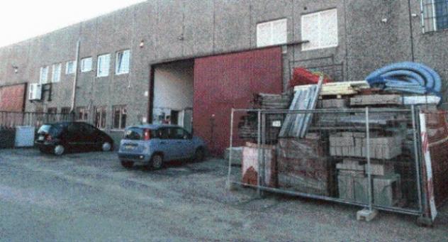 negozio in vendita a Settimo Milanese