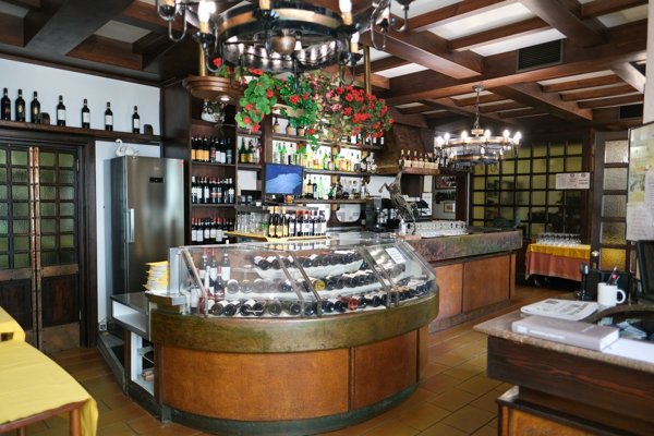 negozio in vendita a Settimo Milanese