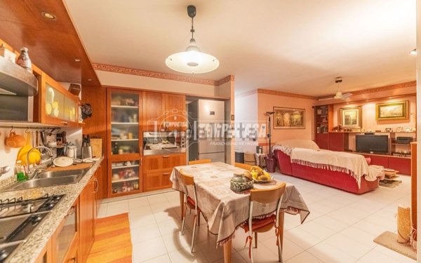 appartamento in vendita a Settimo Milanese in zona Seguro