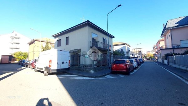casa indipendente in vendita a Settimo Milanese