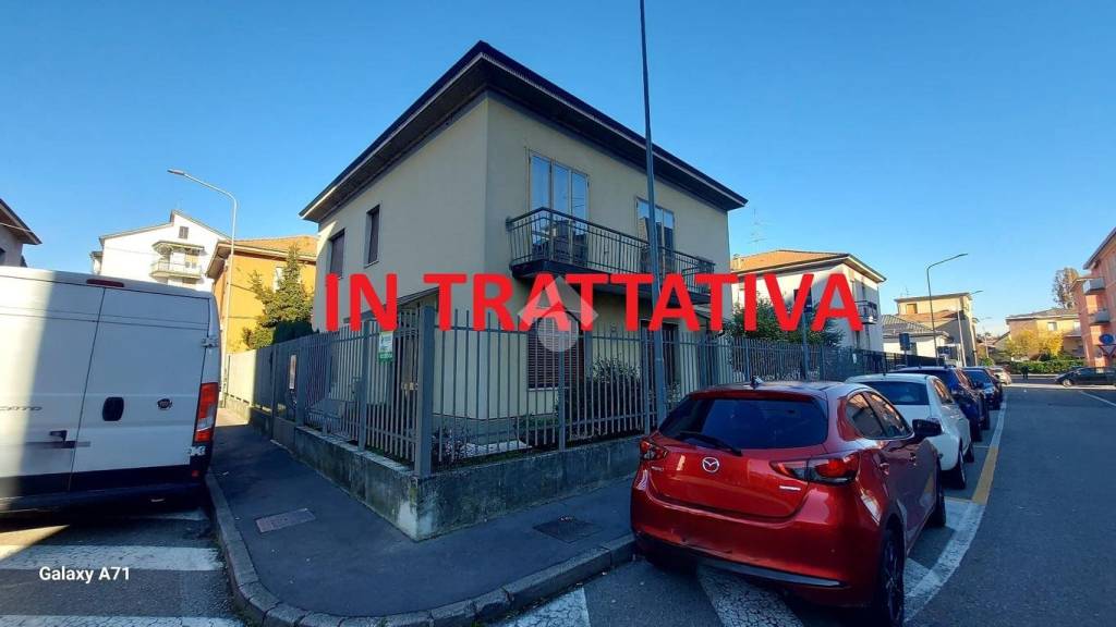 casa indipendente in vendita a Settimo Milanese