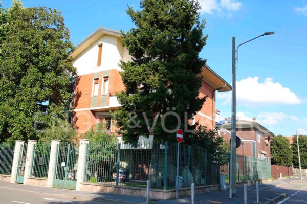 casa indipendente in vendita a Settimo Milanese in zona Seguro