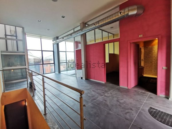 ufficio in vendita a Settimo Milanese