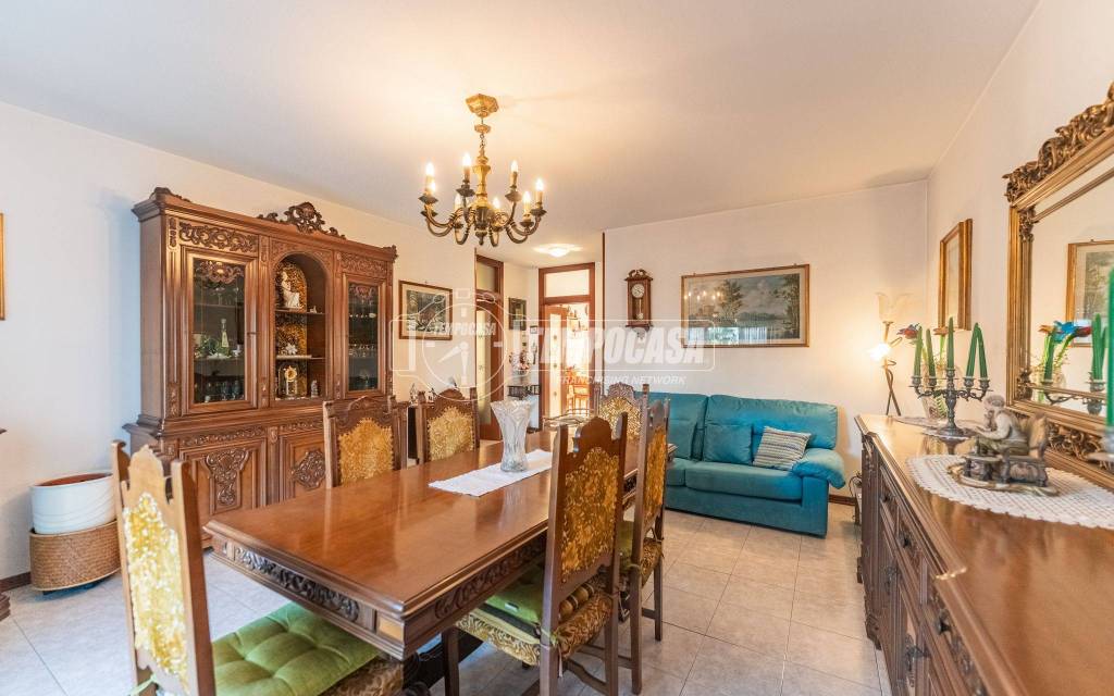 appartamento in vendita a Settimo Milanese