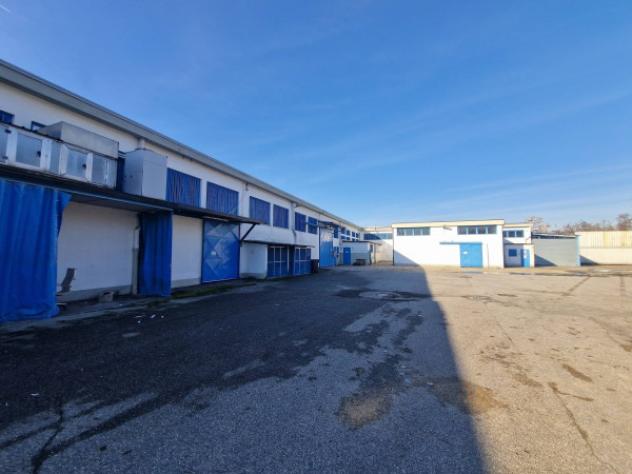locale commerciale in vendita a Settimo Milanese