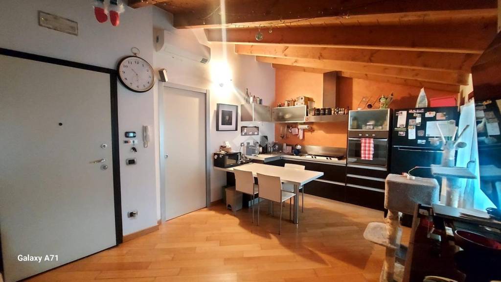 appartamento in vendita a Settimo Milanese