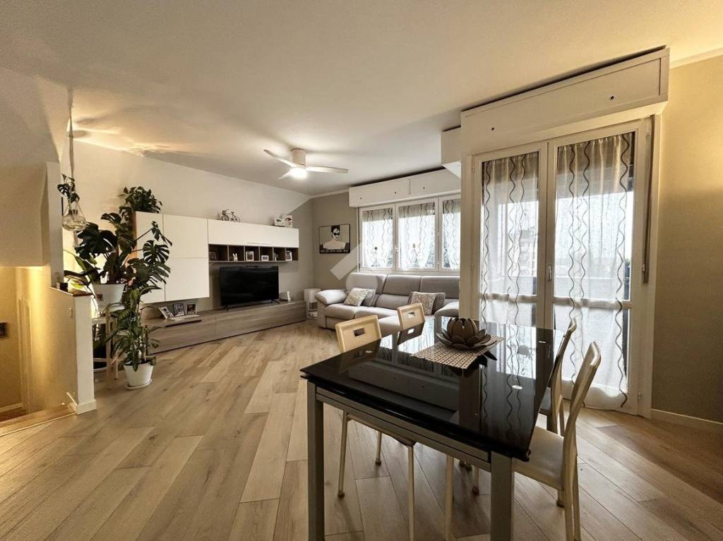 appartamento in vendita a Settimo Milanese