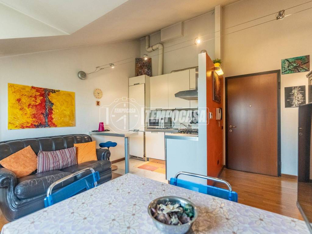 appartamento in vendita a Settimo Milanese in zona Vighignolo