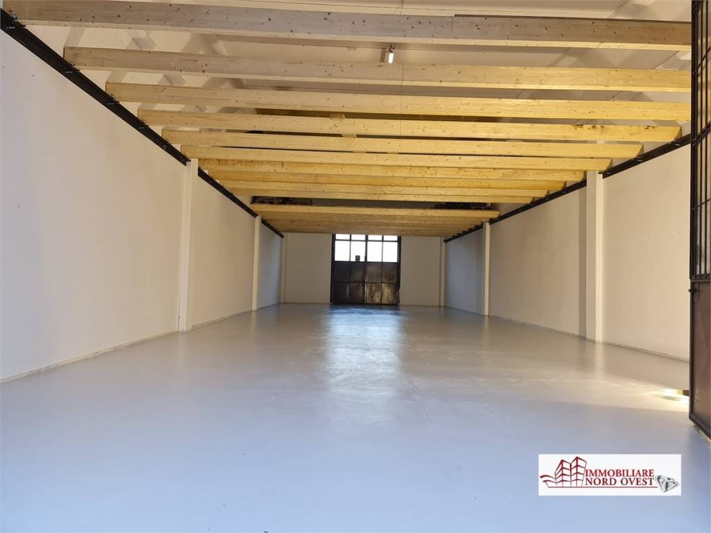 capannone in vendita a Settimo Milanese in zona Vighignolo