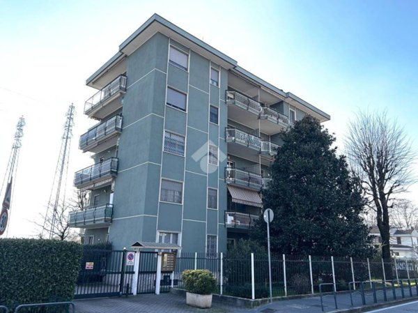 appartamento in vendita a Settimo Milanese in zona Seguro