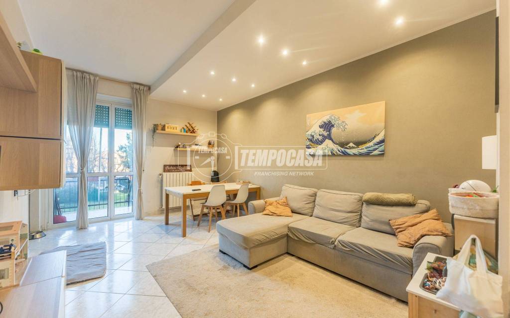appartamento in vendita a Settimo Milanese in zona Seguro