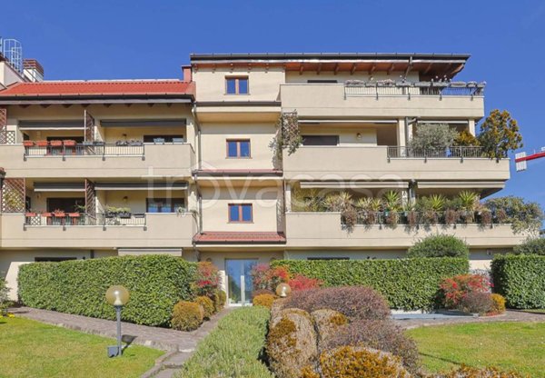 appartamento in vendita a Settimo Milanese in zona Seguro