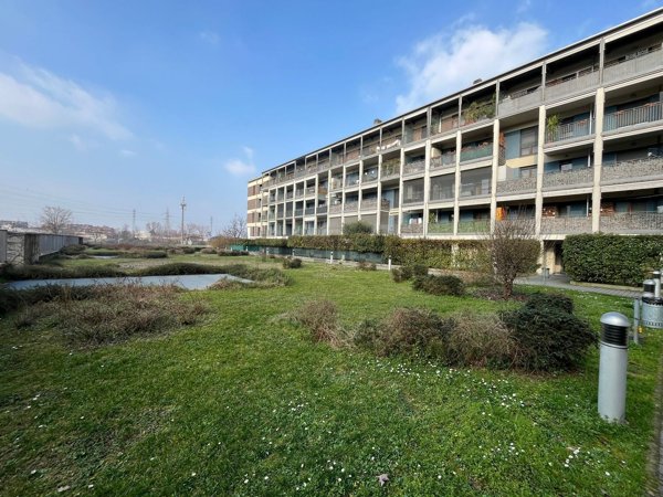 appartamento in vendita a Settimo Milanese in zona Seguro