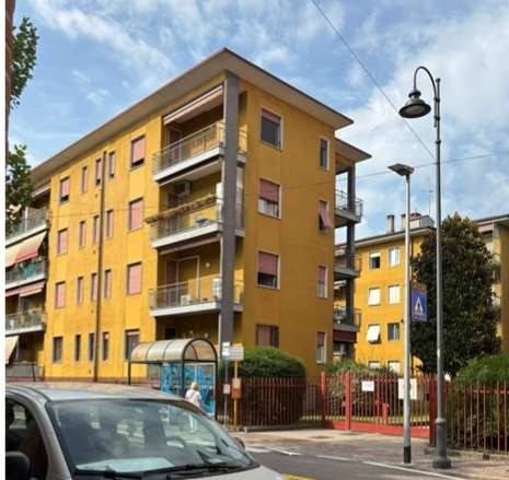 appartamento in vendita a Settimo Milanese in zona Vighignolo