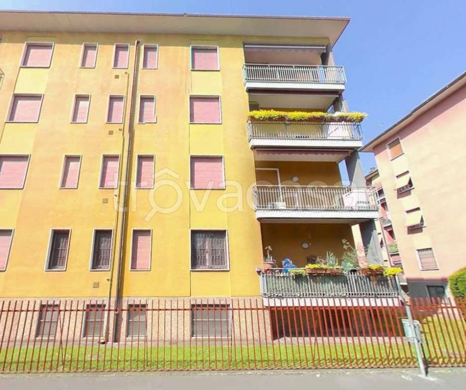 appartamento in vendita a Settimo Milanese in zona Vighignolo