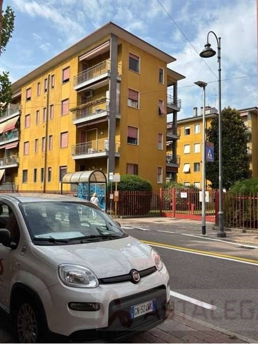 appartamento in vendita a Settimo Milanese in zona Vighignolo