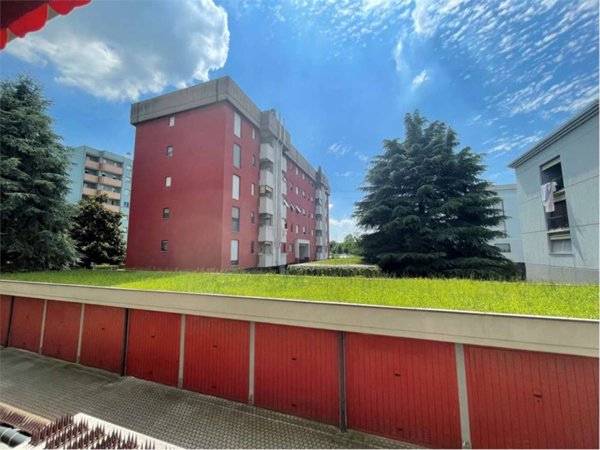 appartamento in vendita a Settimo Milanese in zona Vighignolo