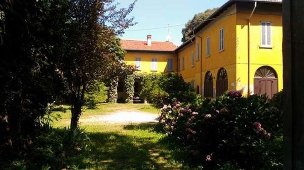 villa in vendita a Settimo Milanese in zona Seguro