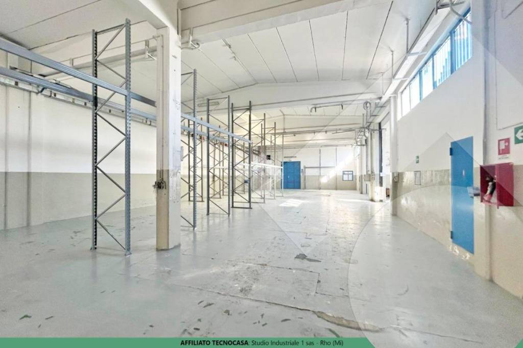 negozio in vendita a Settimo Milanese