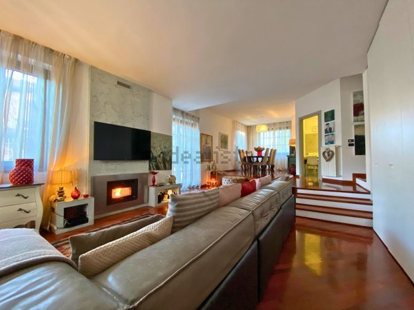 casa indipendente in vendita a Settimo Milanese