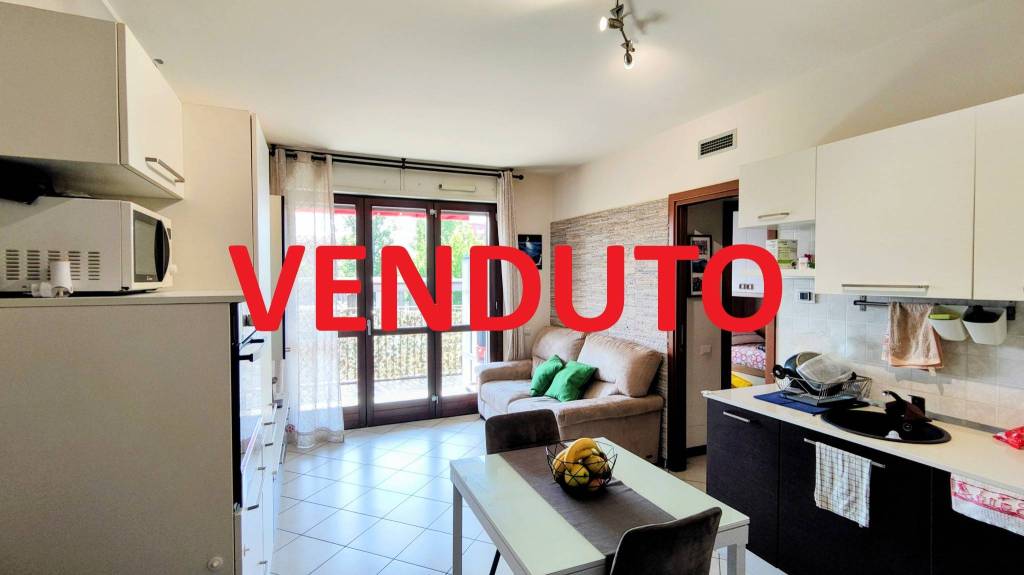 appartamento in vendita a Settimo Milanese in zona Seguro