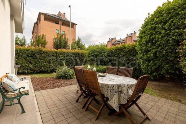 appartamento in vendita a Settimo Milanese in zona Seguro