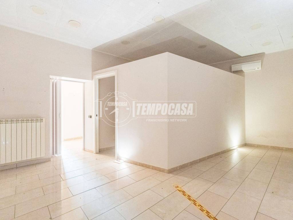 appartamento in vendita a Settimo Milanese in zona Seguro