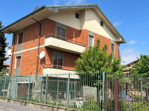 casa indipendente in vendita a Settimo Milanese in zona Seguro