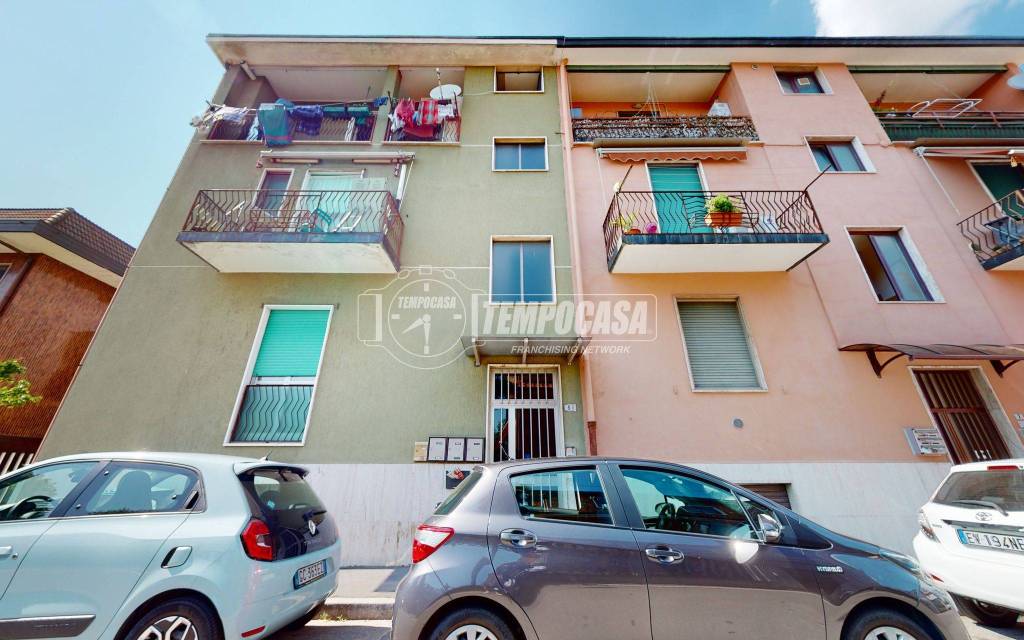 appartamento in vendita a Settimo Milanese in zona Cascine Olona