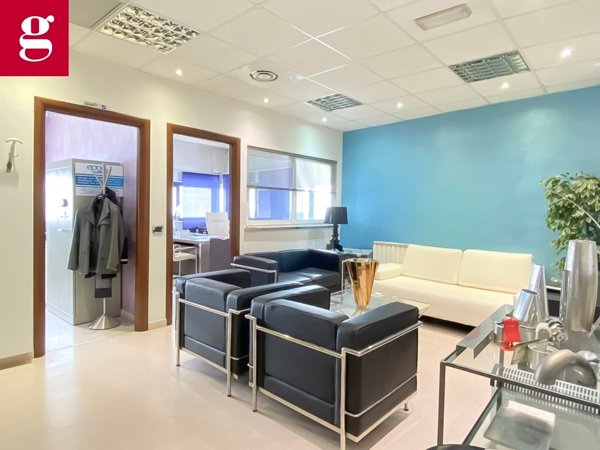ufficio in vendita a Settimo Milanese