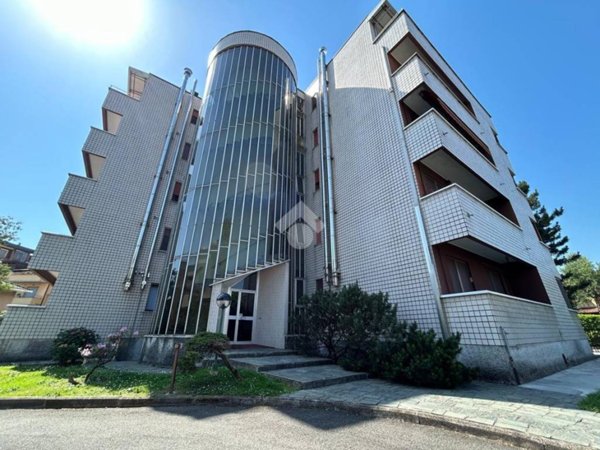appartamento in vendita a Settimo Milanese in zona Seguro