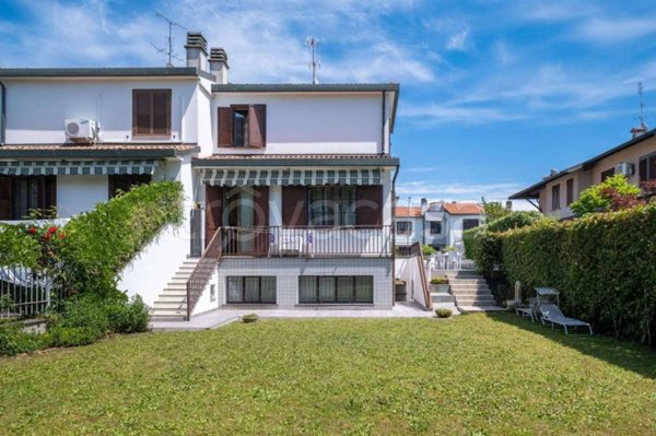 casa indipendente in vendita a Settimo Milanese in zona Cascine Olona