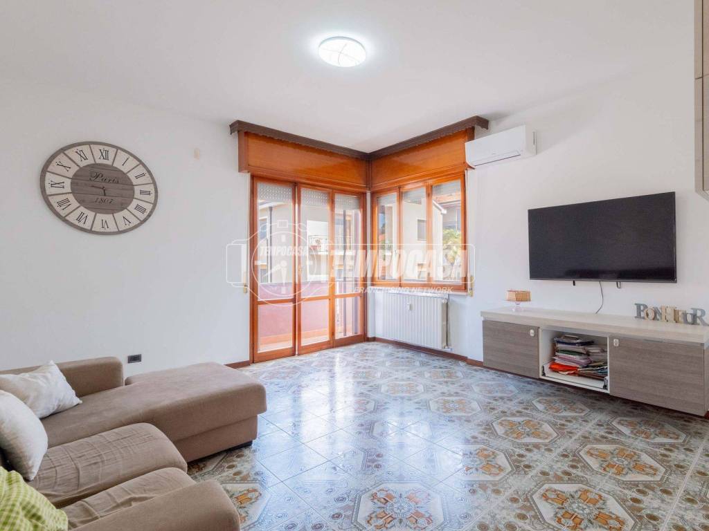 appartamento in vendita a Settimo Milanese in zona Cascine Olona