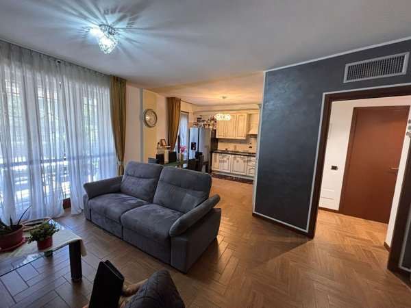 appartamento in vendita a Settimo Milanese in zona Vighignolo
