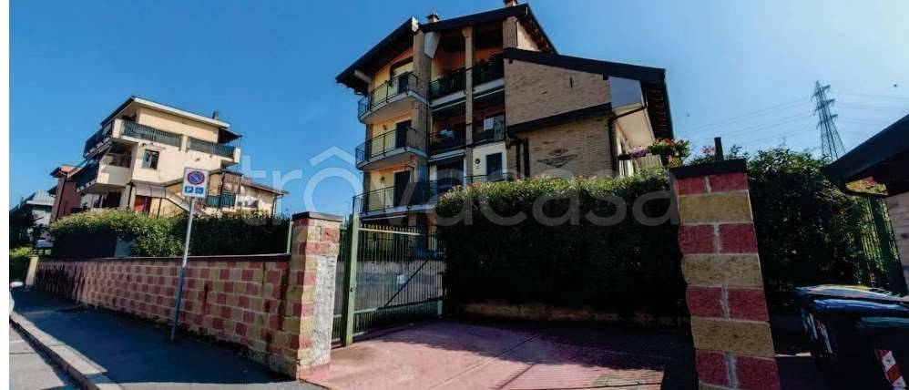 appartamento in vendita a Settimo Milanese in zona Cascine Olona