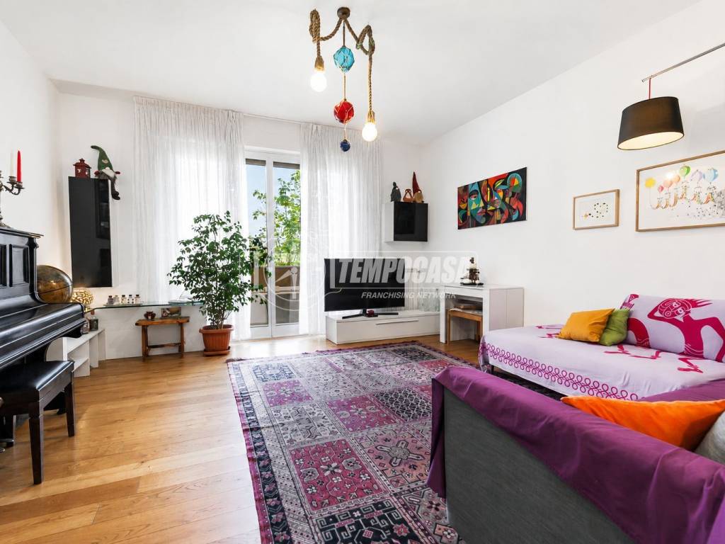 appartamento in vendita a Settimo Milanese in zona Cascine Olona