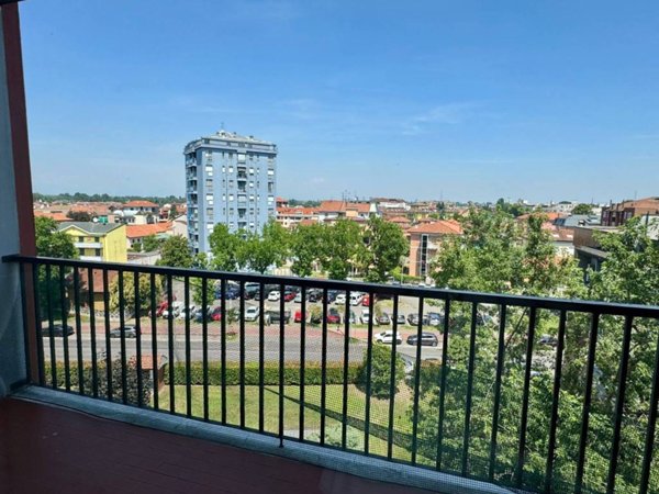 appartamento in vendita a Settimo Milanese in zona Cascine Olona