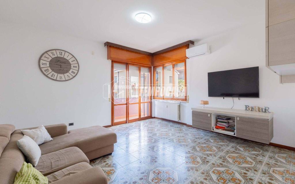 appartamento in vendita a Settimo Milanese in zona Cascine Olona